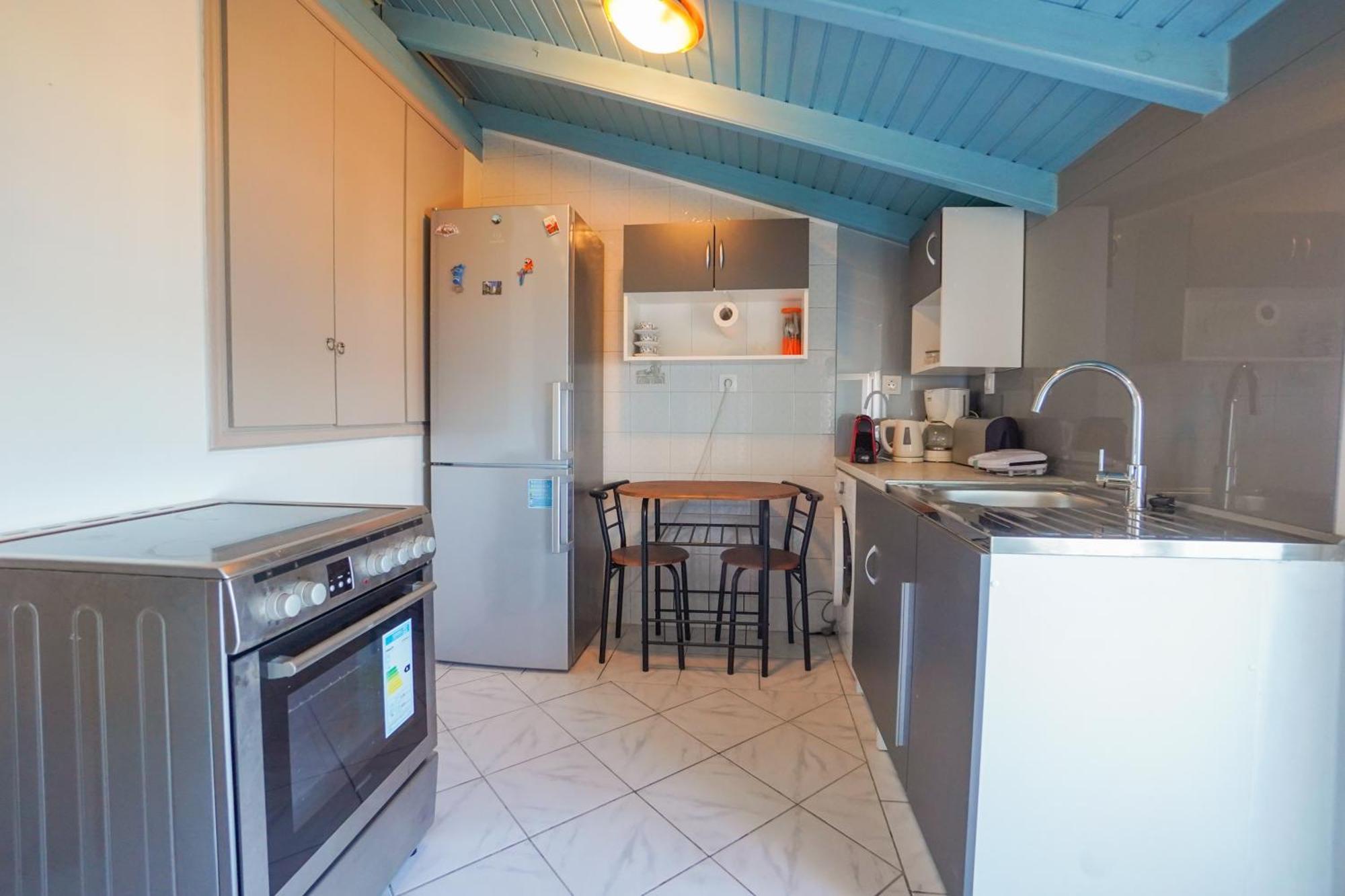 Anemomilos Sea View Penthouse コルフ島 エクステリア 写真