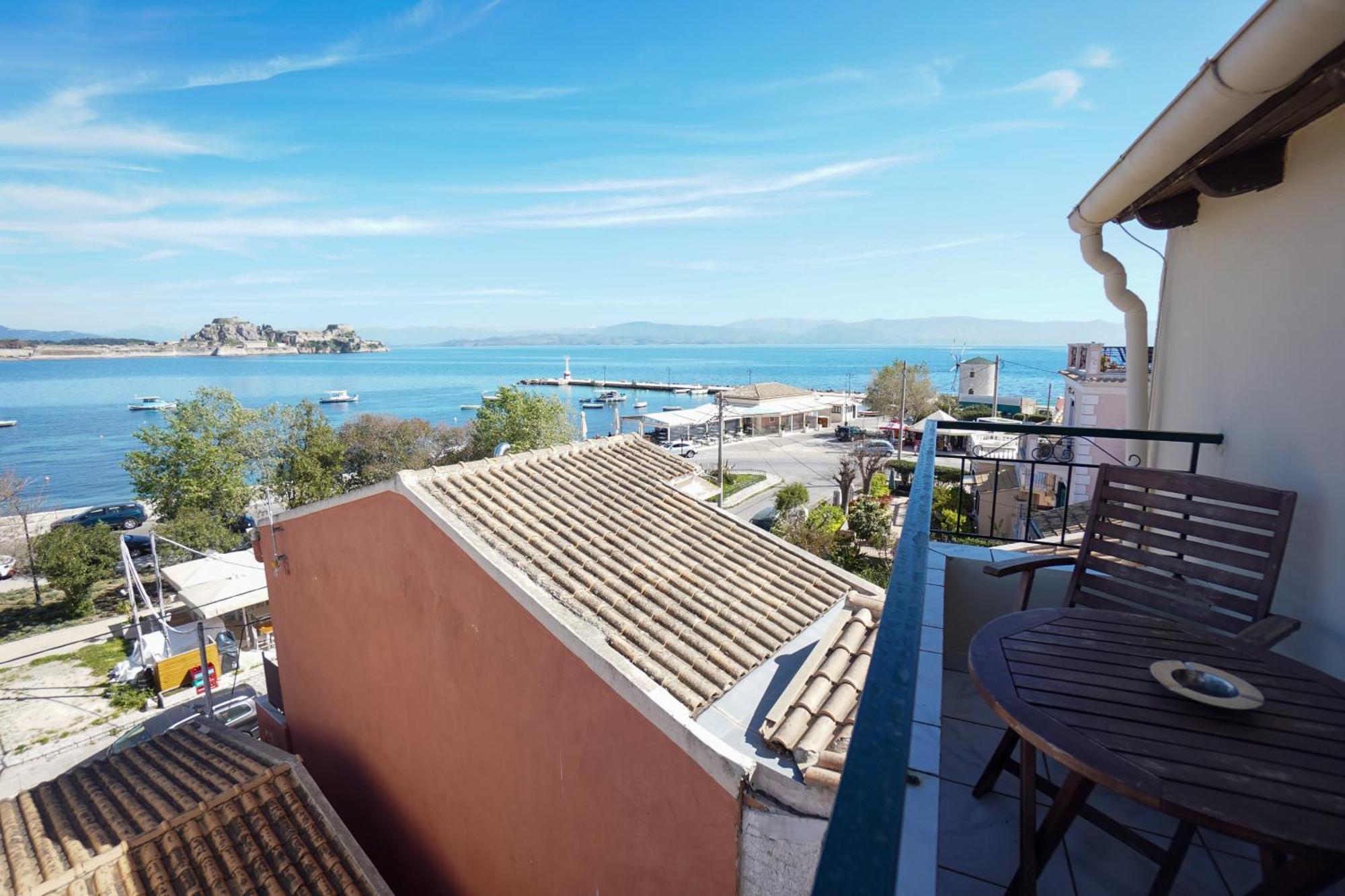 Anemomilos Sea View Penthouse コルフ島 エクステリア 写真