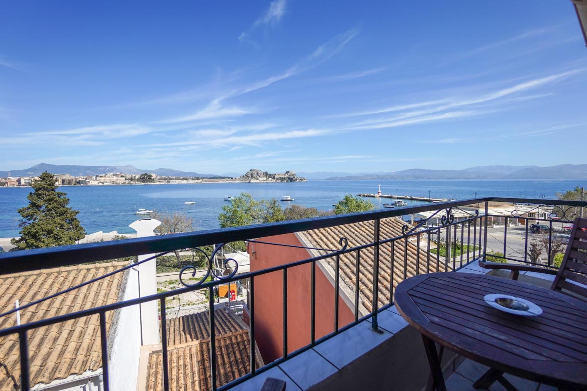 Anemomilos Sea View Penthouse コルフ島 エクステリア 写真